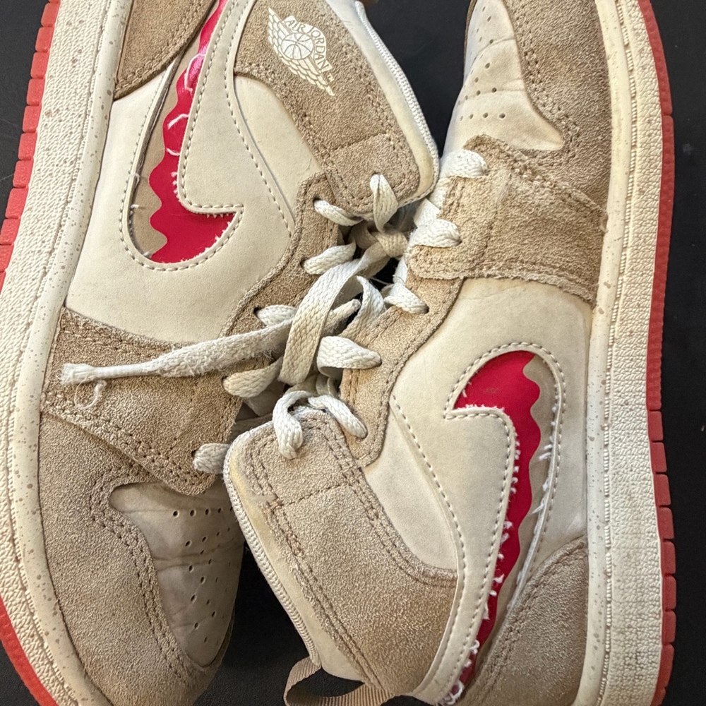 Air Jordan 1 Mid SE Peanut Butter Jelly PS 2.5Y HJ5960-206 Kids Shoes